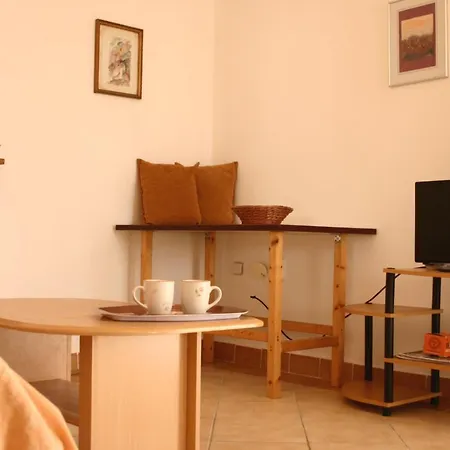 Apartment Konta Vir